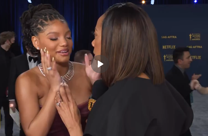 View Halle Bailey's Sweet Moment with Halle Berry